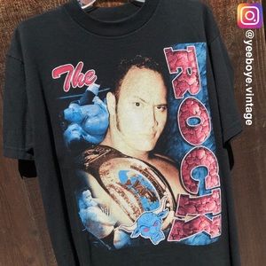 🚨RARE🚨Vintage 98’ The Rock Bootleg Rap tee🔥🔥